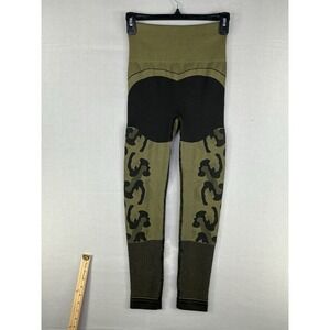 Youth Girls Seamless Camo Leggings Green Black 22"‎ Waist